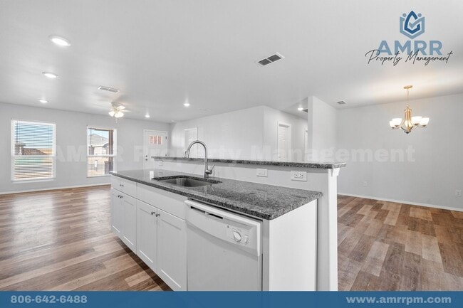 Building Photo - Easy Living Starts at AMRR: 3 Bedroom In Frenship ISD!