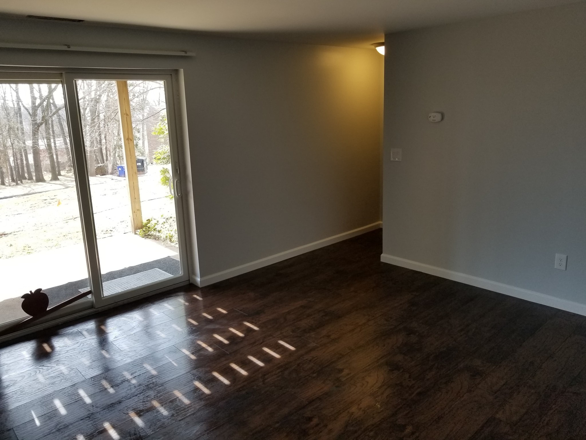 bonus room - 285 Queen St