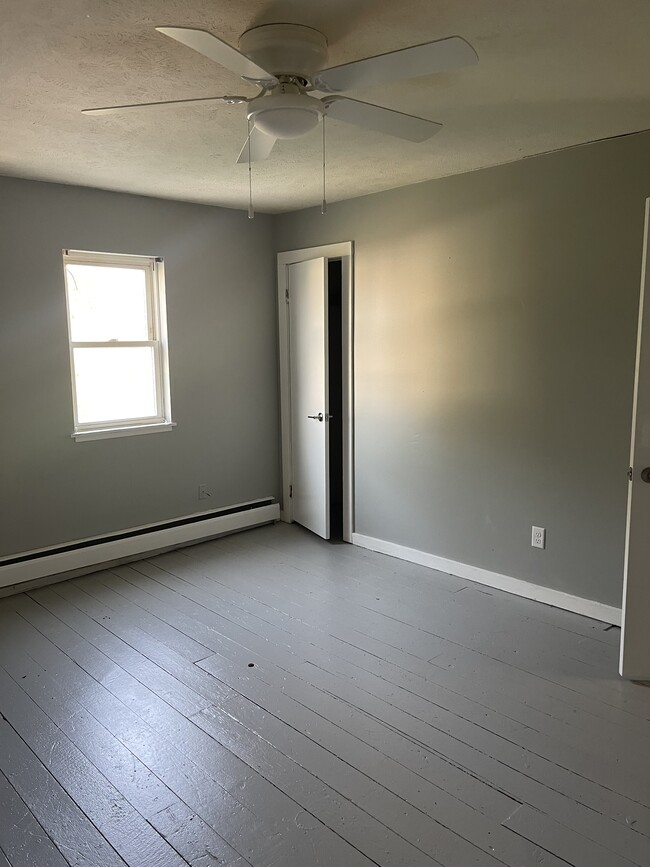 upstairs bedroom - 319 N Pierce St