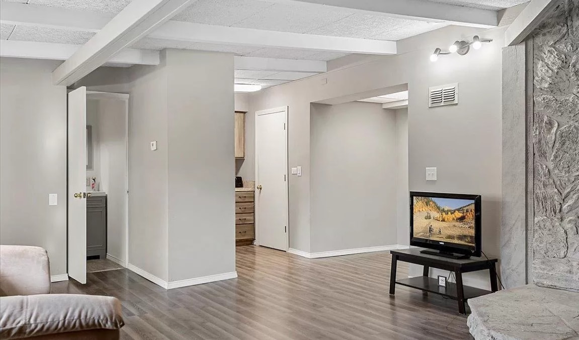 Building Photo - 6600 6th Street Frontage Rd E