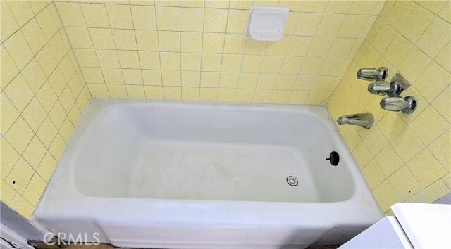 Building Photo - 1342 E 77th Pl