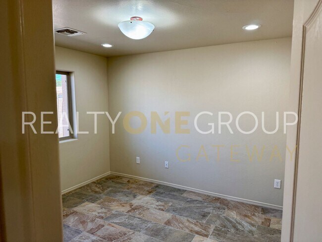 Building Photo - Barkley Ranch Corner Lot Home with 3 Car G...