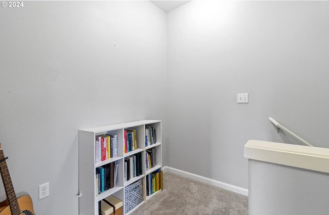 Building Photo - Welcome to this charming 2-bedroom, 2.5-bathroom home located in the desirable area of Sherwood W...