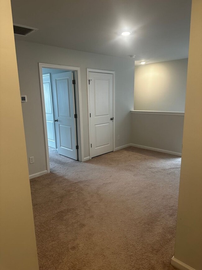 Building Photo - HALF OFF FIRST MONTH RENT - GOOSE CREEK