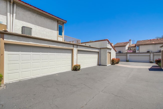 Building Photo - 11864 Bernardo Terrace