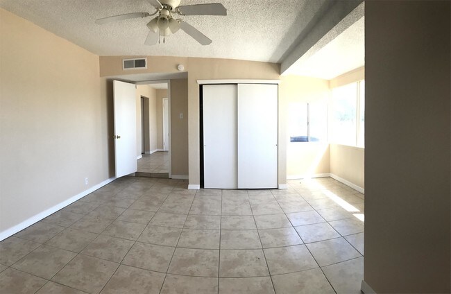 Building Photo - 8300 Capitan Cir