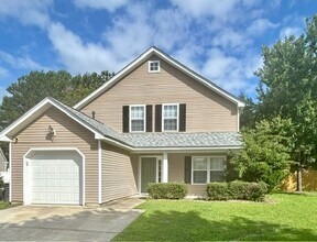 Building Photo - UPDATED 4 BEDROOM HOME IN LEXINGTON'S SPRING KNOLL