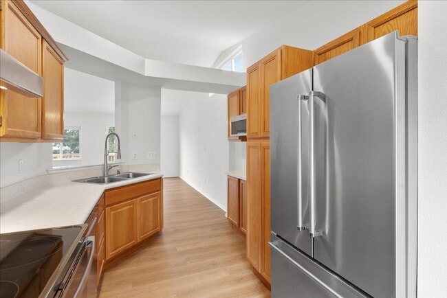 Building Photo - Beautiful & Freshly remodeled home in Fryelands Monroe