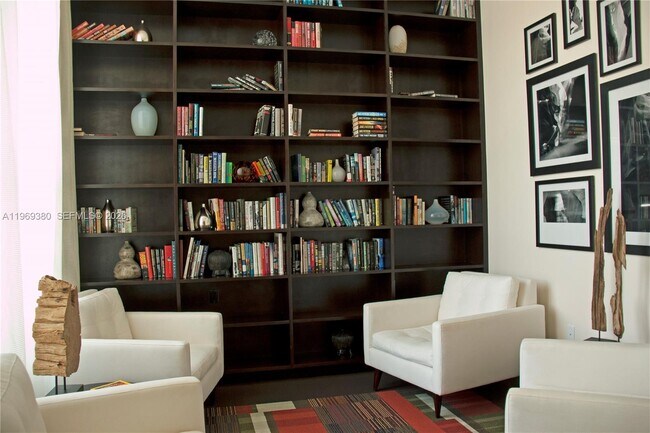 Building Photo - 550 Okeechobee Blvd