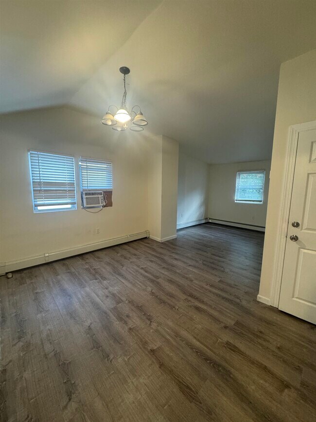 Primary Photo - 386 Kennedy Dr