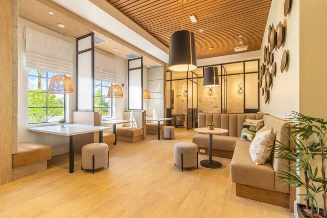 Building Photo - 11270 Cooper Dr