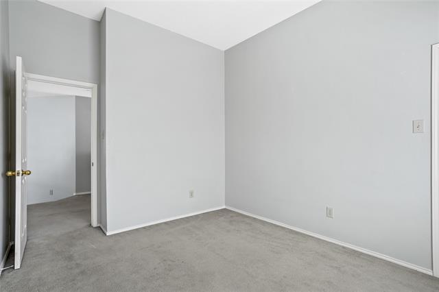 Building Photo - 1112 Canoe Ln