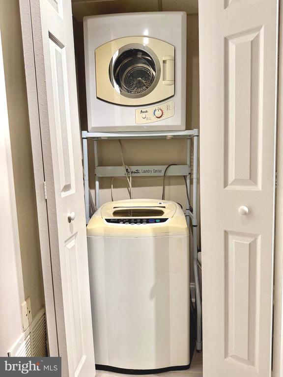 Building Photo - 4120 14th St NW