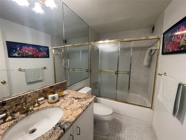 Building Photo - 3505 S Ocean Dr