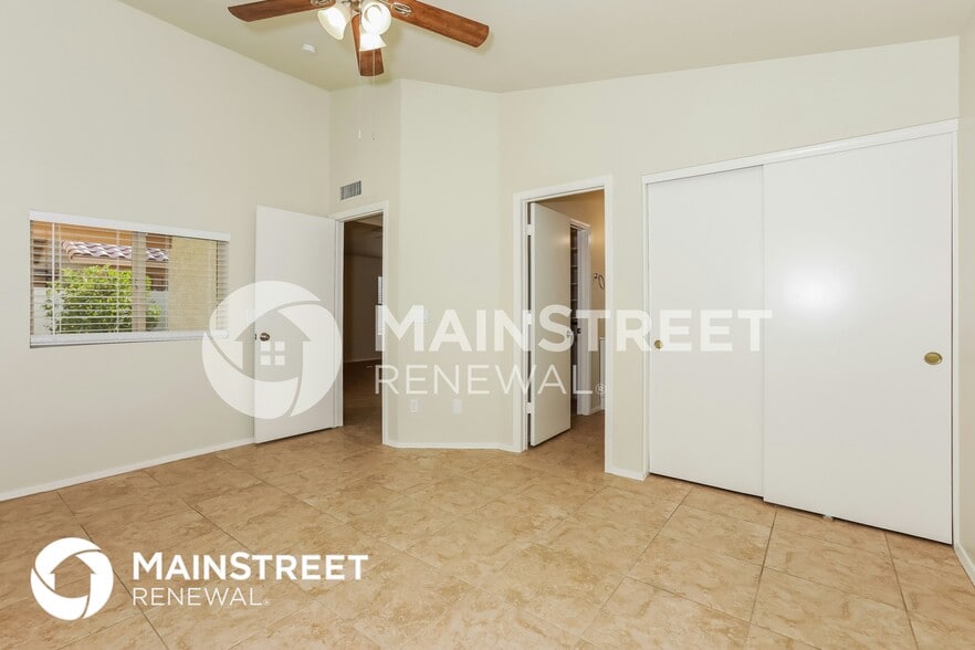 Building Photo - 4544 E Garnet Ave