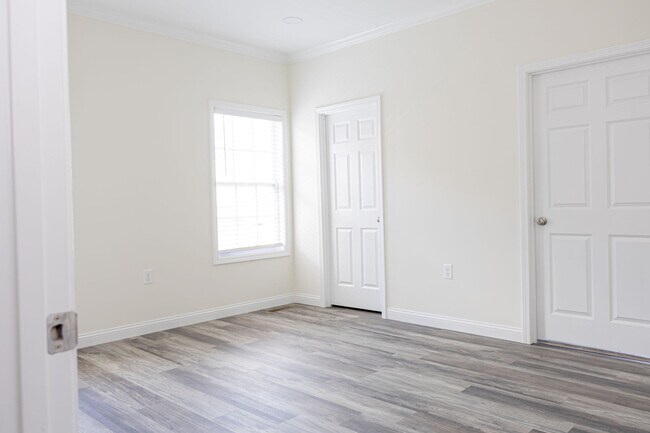 Building Photo - 3013 Silver Charm Ct