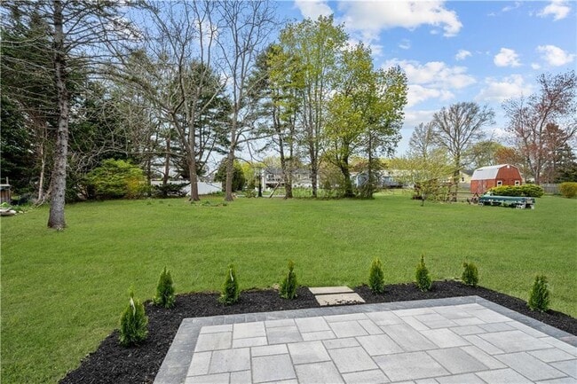 Building Photo - 51 Arrowhead Ln