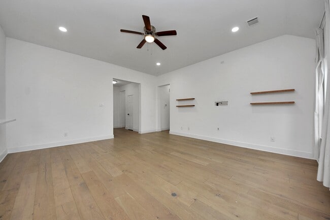 Building Photo - 2311 Canfield St