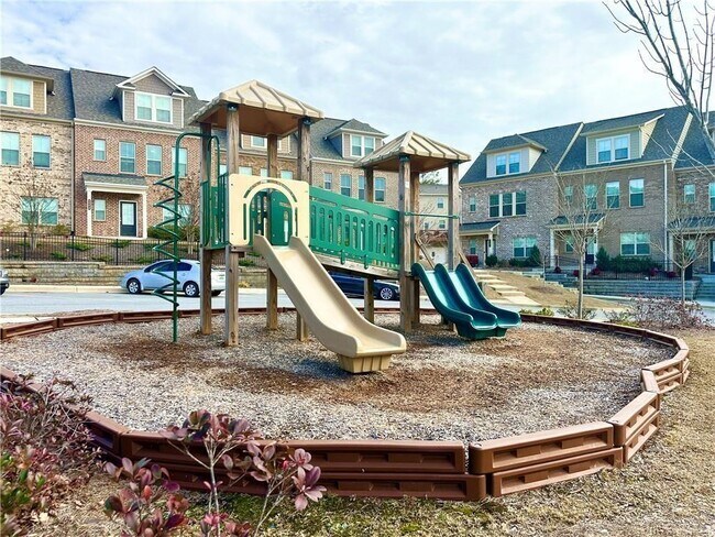 Building Photo - 3668 Hidden Valley Cir