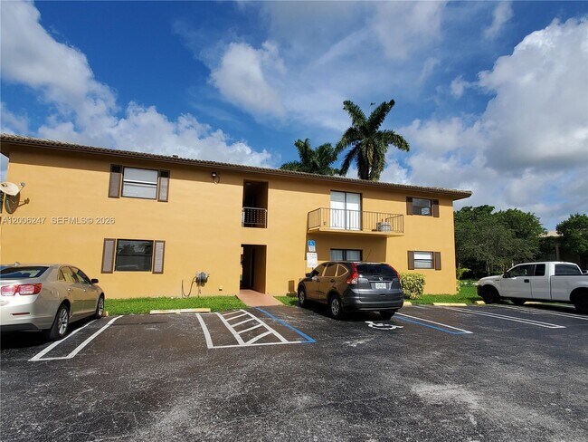 Building Photo - 9203 NW 38th Dr