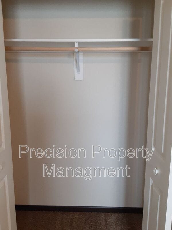 Building Photo - 561 225th St