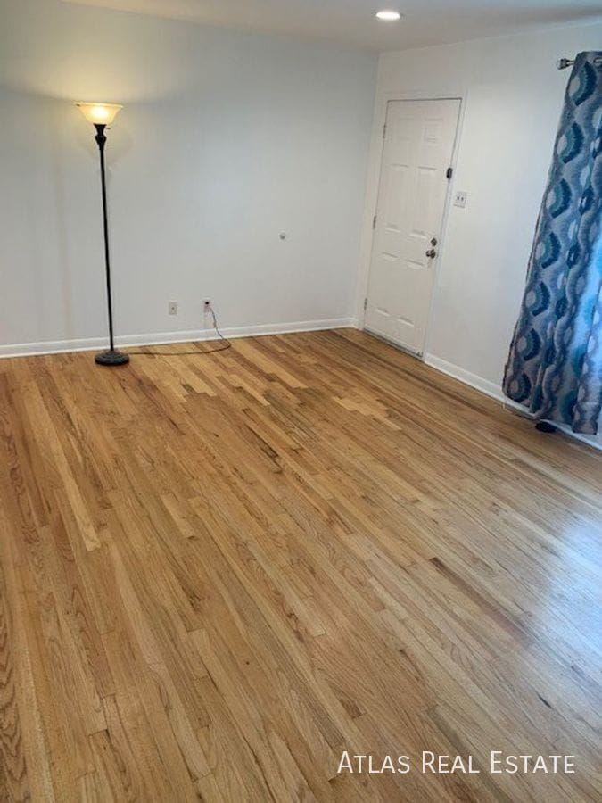 Building Photo - 12 Zenobia St