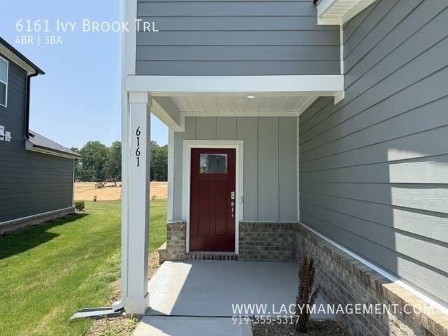 Building Photo - 6161 Ivy Brk Trl