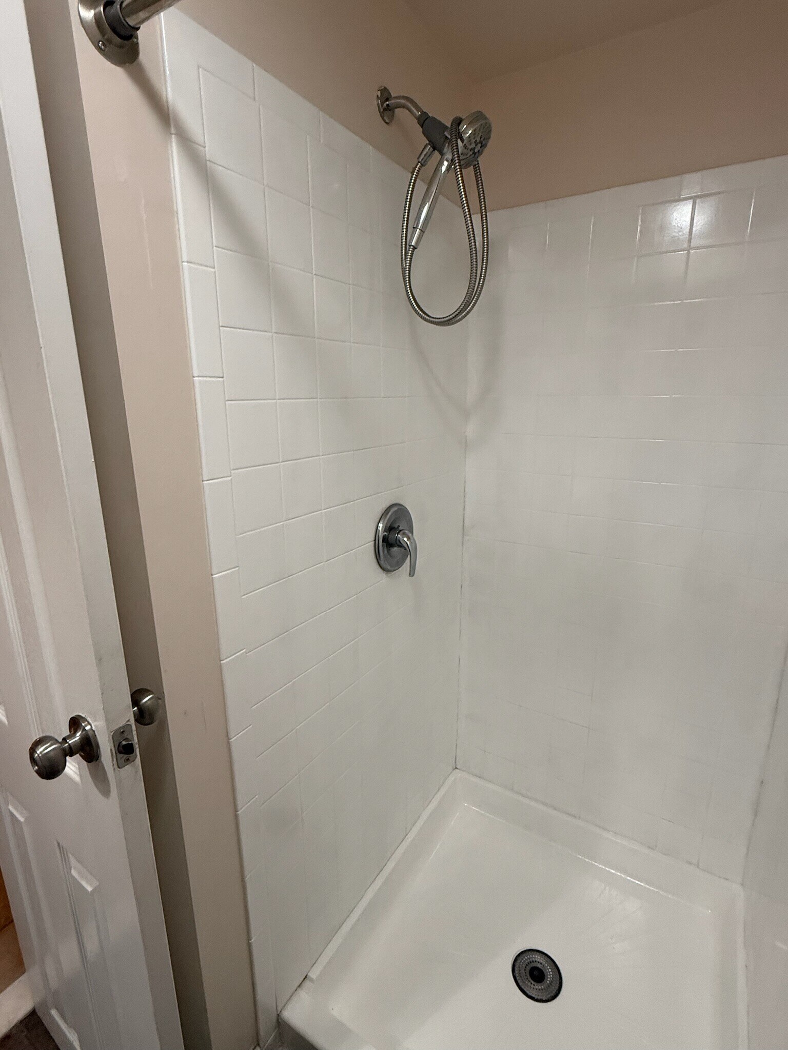 Shower - 3409 Eastern Ave