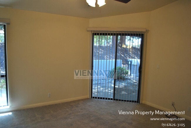 Building Photo - 4710 El Cid Ct