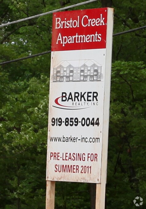 Building Photo - Bristol Creek Apartments