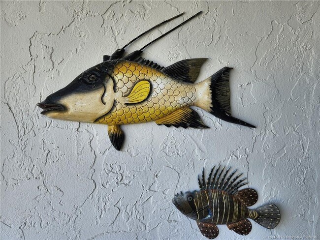 Building Photo - 10680 S Ocean Dr