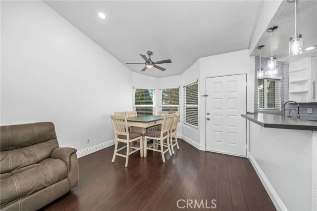 Building Photo - 11755 Vale Vista Dr