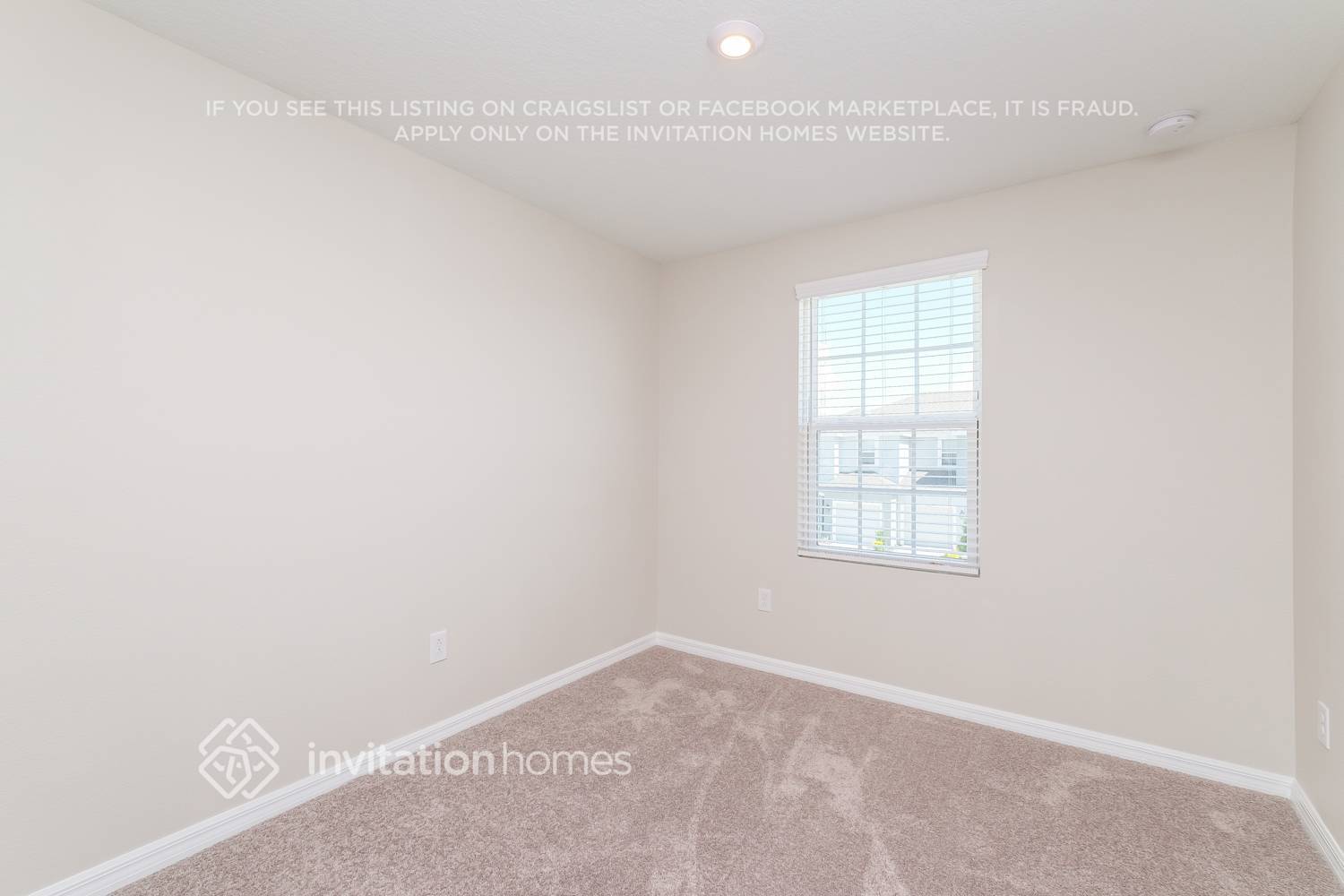 Building Photo - 6316 Willowside St