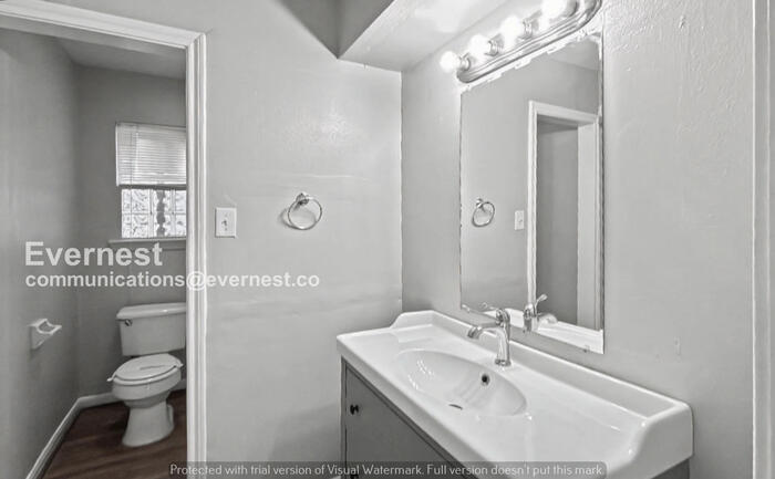 Building Photo - 14142 Burke Forest Dr