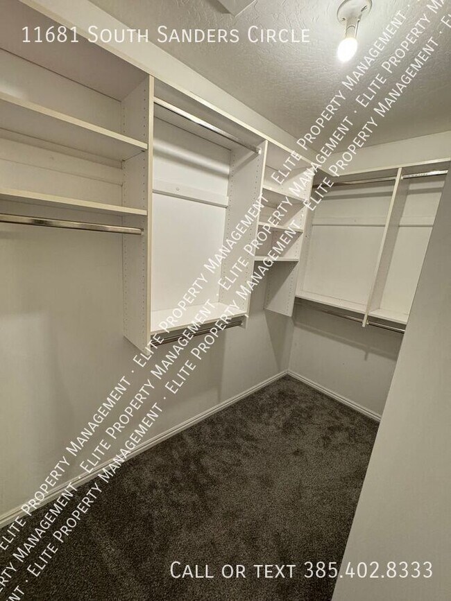 Building Photo - 11681 Sanders Cir