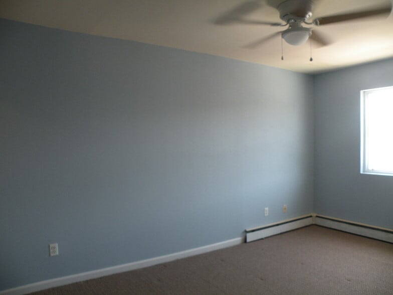 Building Photo - 175 Beach 97th St