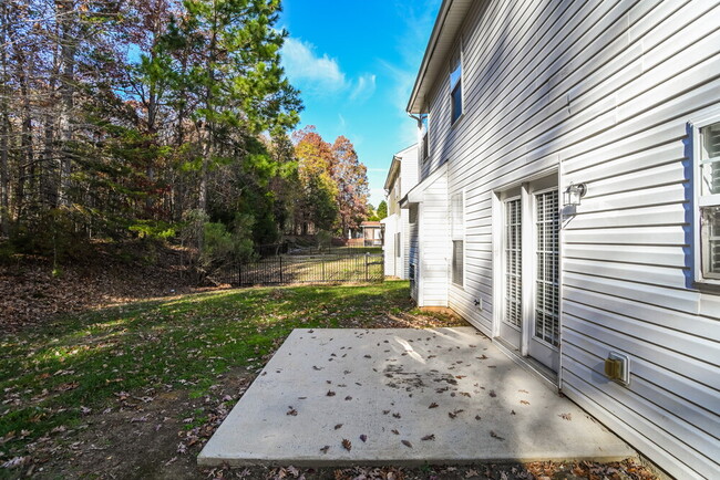 Building Photo - 9843 Jeanette Cir