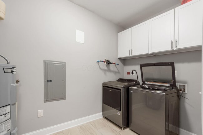 Building Photo - 5339 Highpointe Lakes Dr