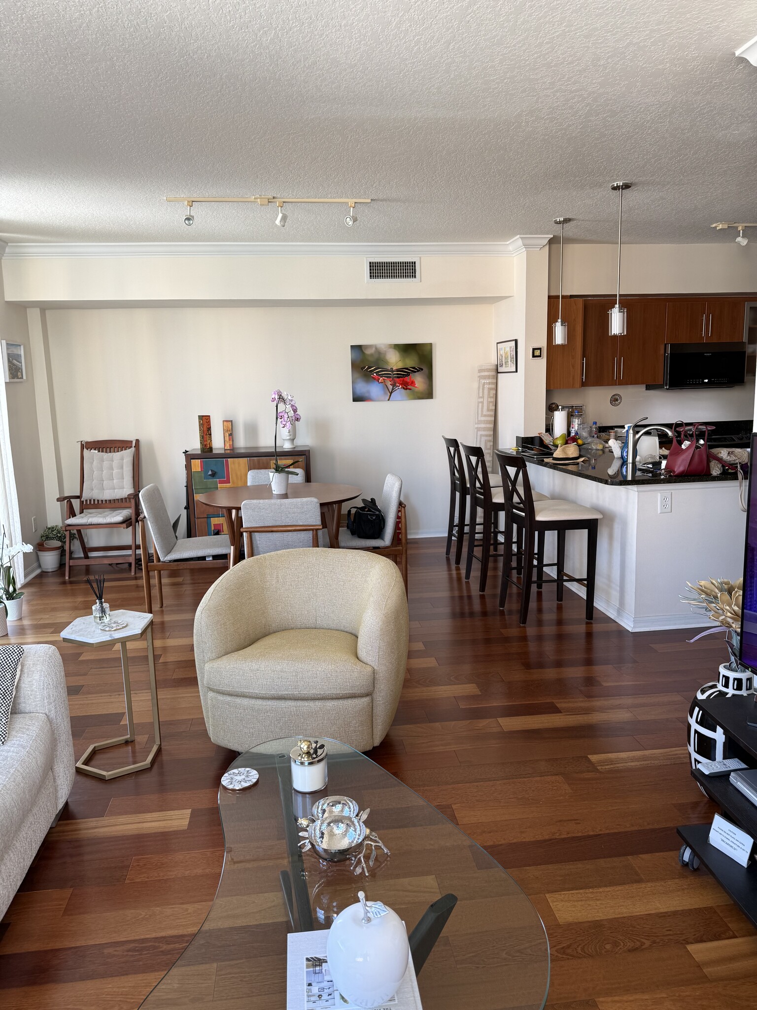 Building Photo - 600 S Dixie Hwy