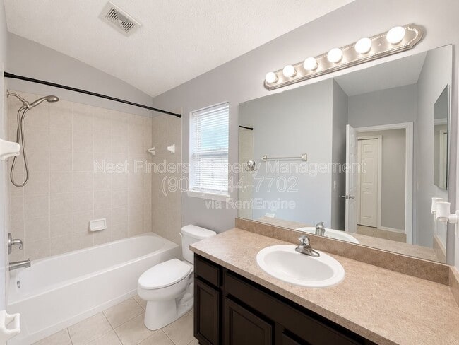 Building Photo - 14793 Falling Waters Dr