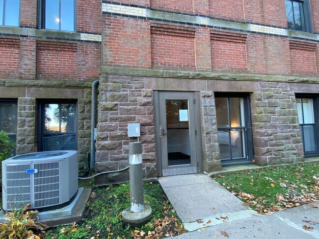 Side entrance to elevator - 27 Hillside Pl