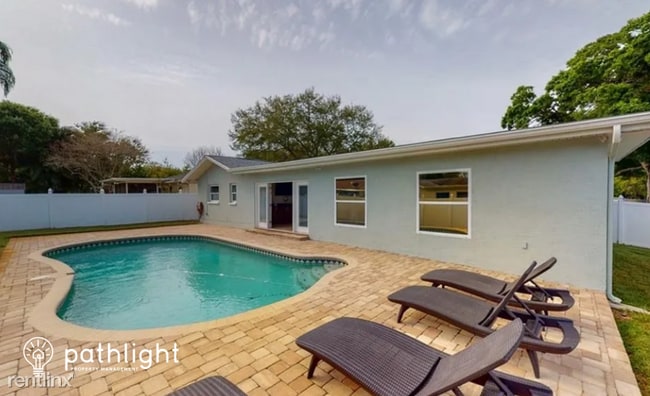 Building Photo - 3 br, 2 bath House - 507 Edmonton Court UNIT