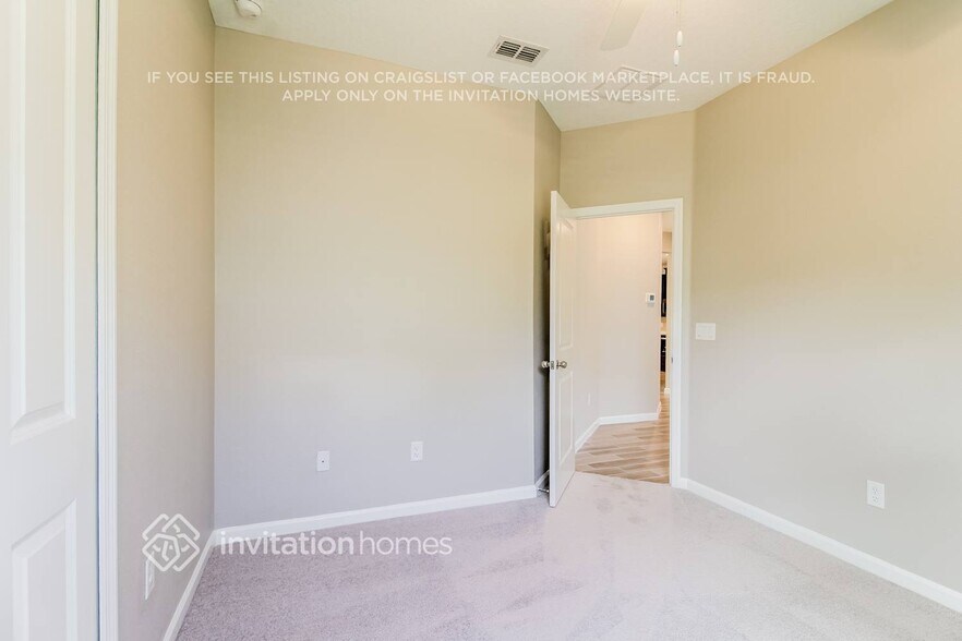Building Photo - 11376 Oyster Creek Rd