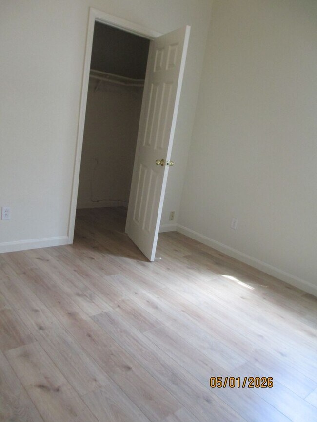 Building Photo - Beautiful Roseville home near Galleria