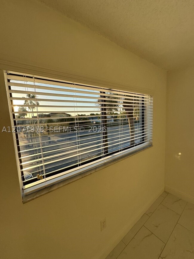 Building Photo - 7401 SW 152nd Ave