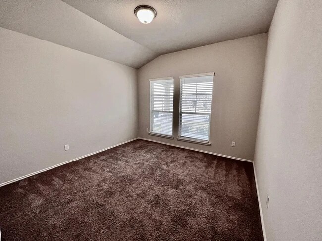 Building Photo - 6320 Dorothy Muree Dr