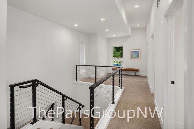 Building Photo - Absolutely Stunning 5br/4404sf Modern Magnolia Luxury