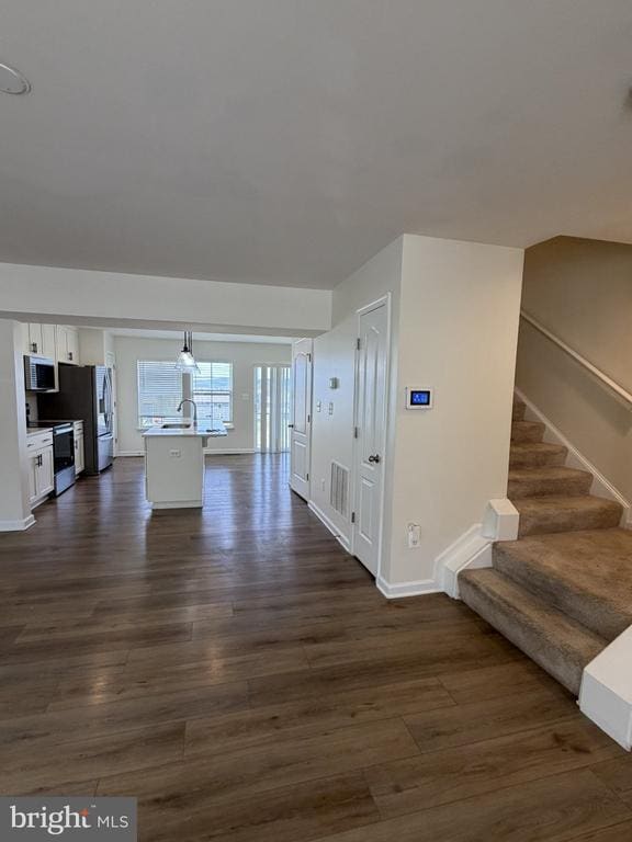 Building Photo - 40 Orch Grn Dr