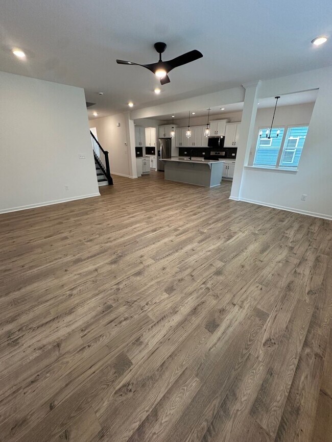 Building Photo - NEW Stonebridge Golf Course Views - Move-I...