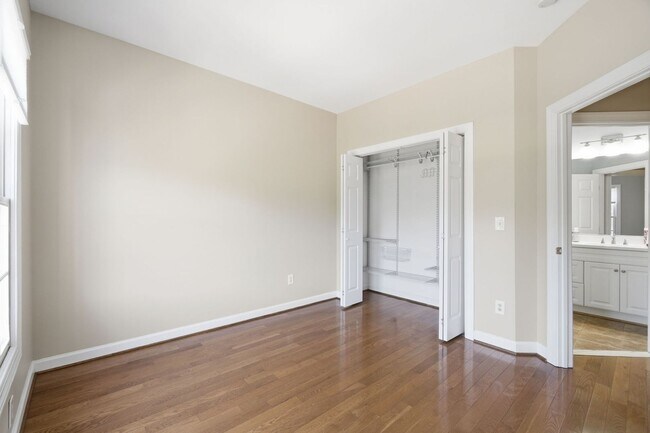 Building Photo - This is Northern Virginia living at its finest—offering the charm of a neighborhood community wit...